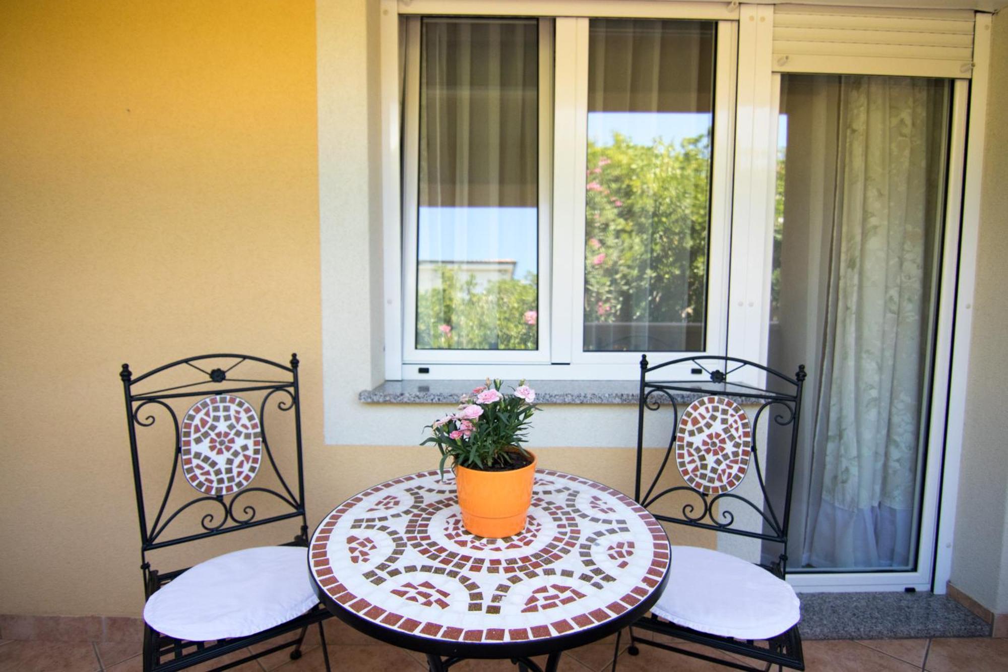 Apartments City Center Dekanic Krk Town Exterior foto